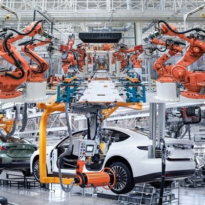 江蘇省重慶商會考察團赴合肥蔚來工廠參觀交流|江蘇省重慶商會